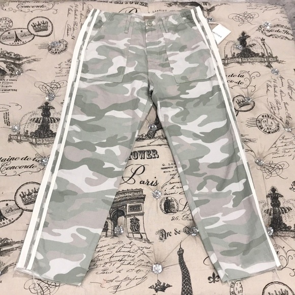 🎁 MOTHER The Shaker Chop Crop Fray Camo Pants - Picture 7 of 14